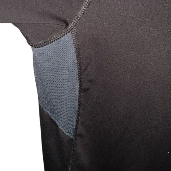 Russell Athletic Training Fit Mens Shirt Black L Reflective Accents Short Sleeve - Picture 7 of 9